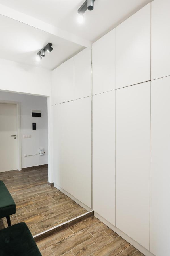Skylark - Zurich Studio With Terrace & Mountain View Brașov Exterior foto