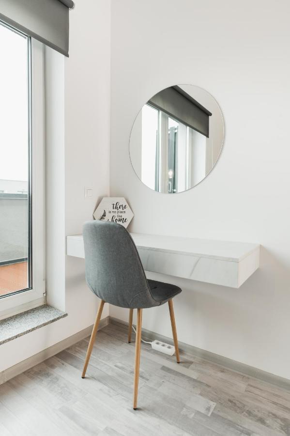Skylark - Zurich Studio With Terrace & Mountain View Brașov Exterior foto